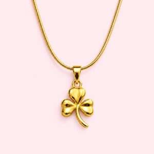 Lucky Shamrock Necklace 🍀